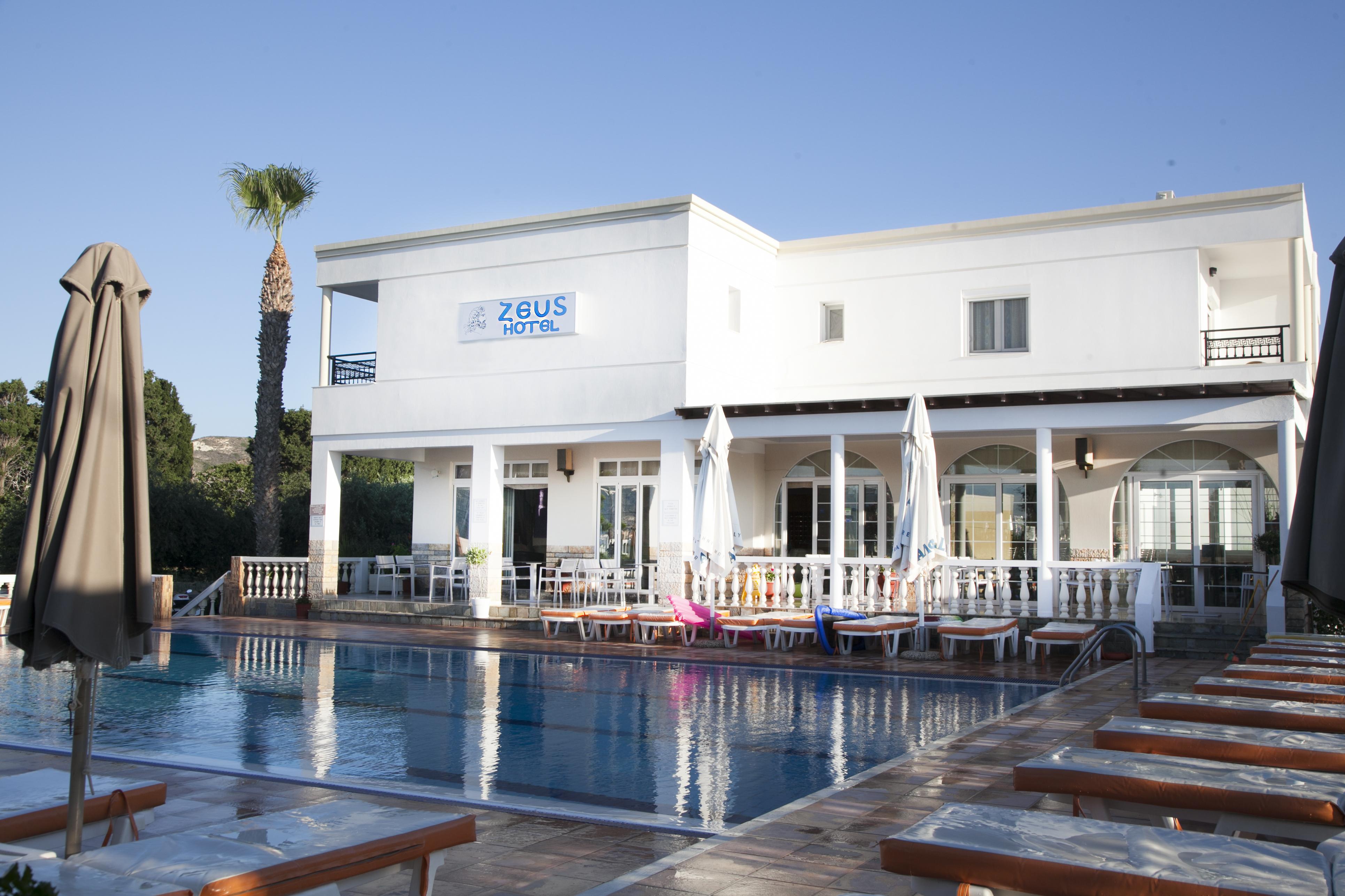 Zeus Hotel Kefalos  Exterior photo