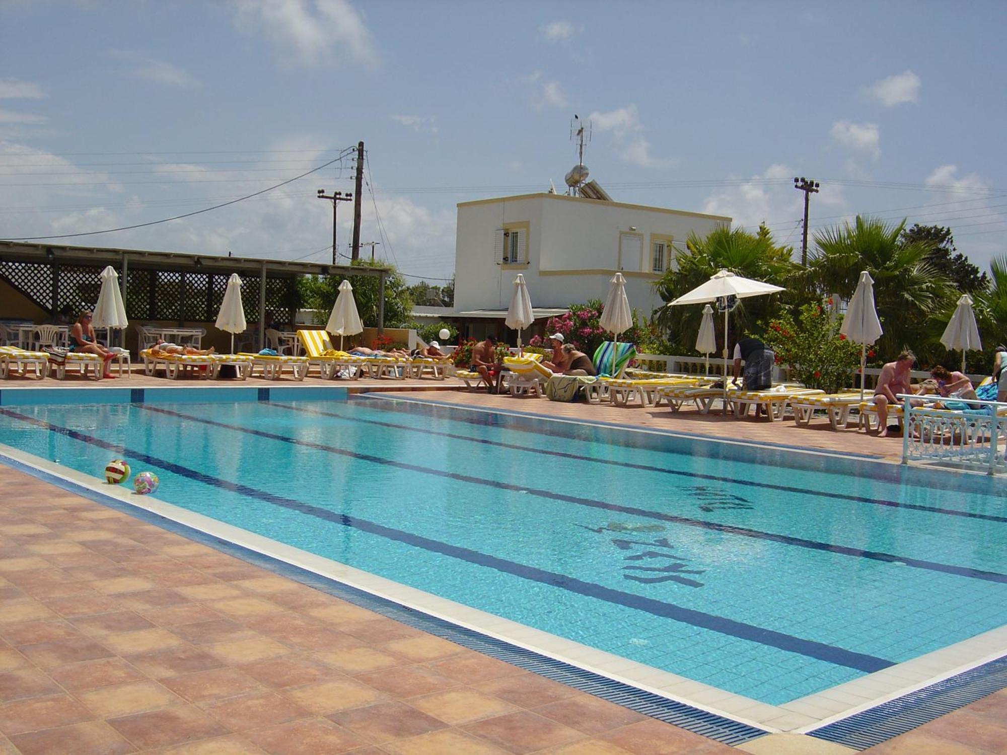 Zeus Hotel Kefalos  Exterior photo