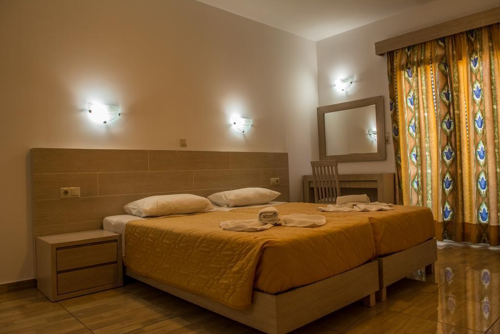 Zeus Hotel Kefalos  Exterior photo